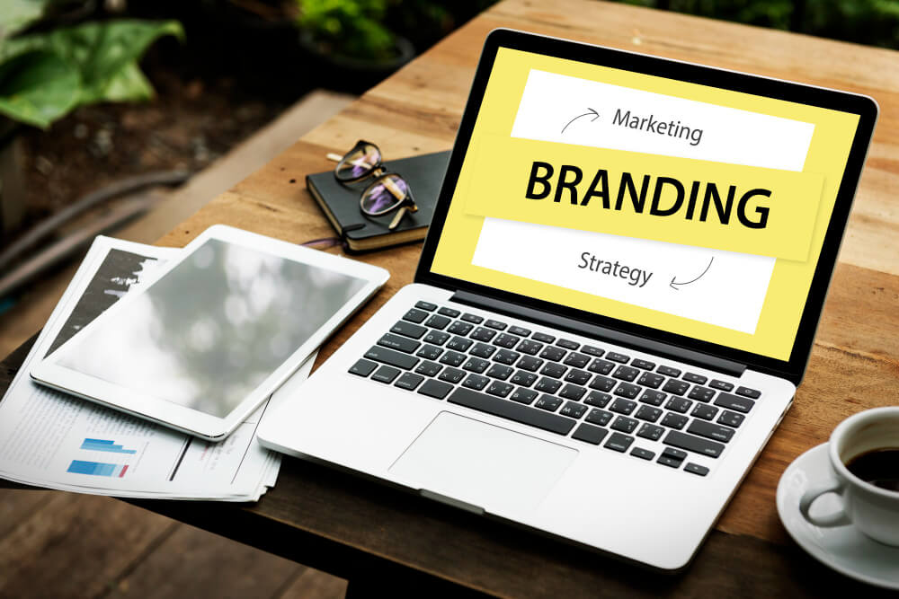 Building Brand Authority through Thought Leadership on Social Media